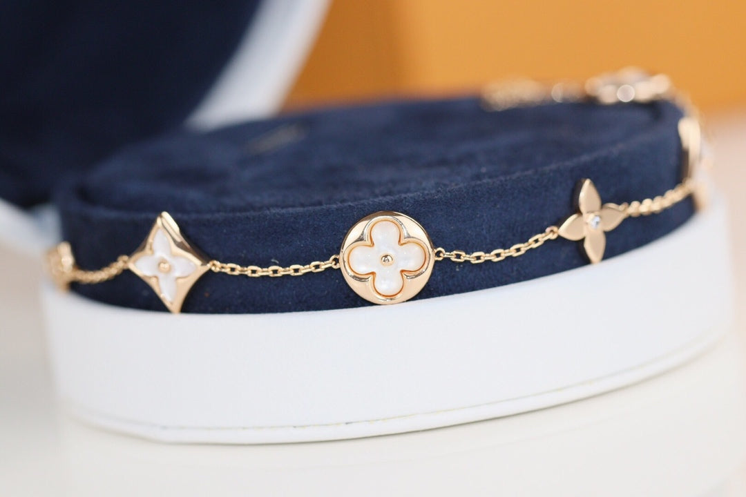 [Super CiCi ]LEAF CLOVER BRACELET