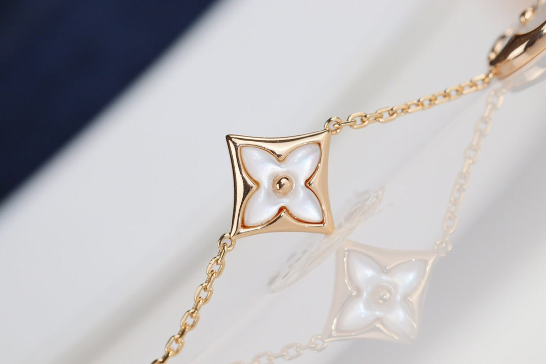 [Super CiCi ]LEAF CLOVER BRACELET