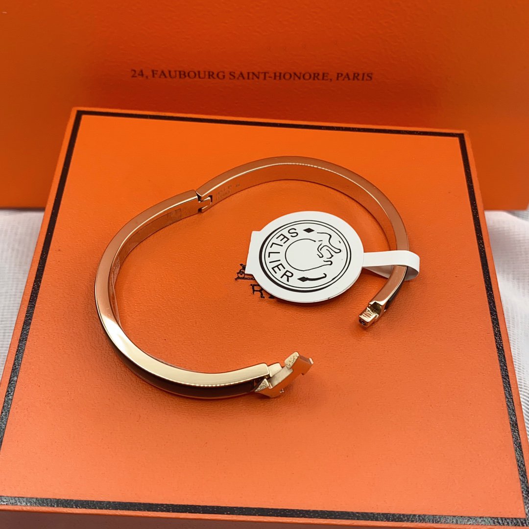 [Super CiCi ]CLASSIC HM CLIC BLACK 8MM ENAMEL BRACELET