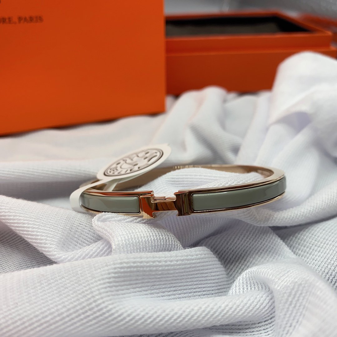 [Super CiCi ]CLASSIC HM CLIC GREEN 8MM ENAMEL BRACELET