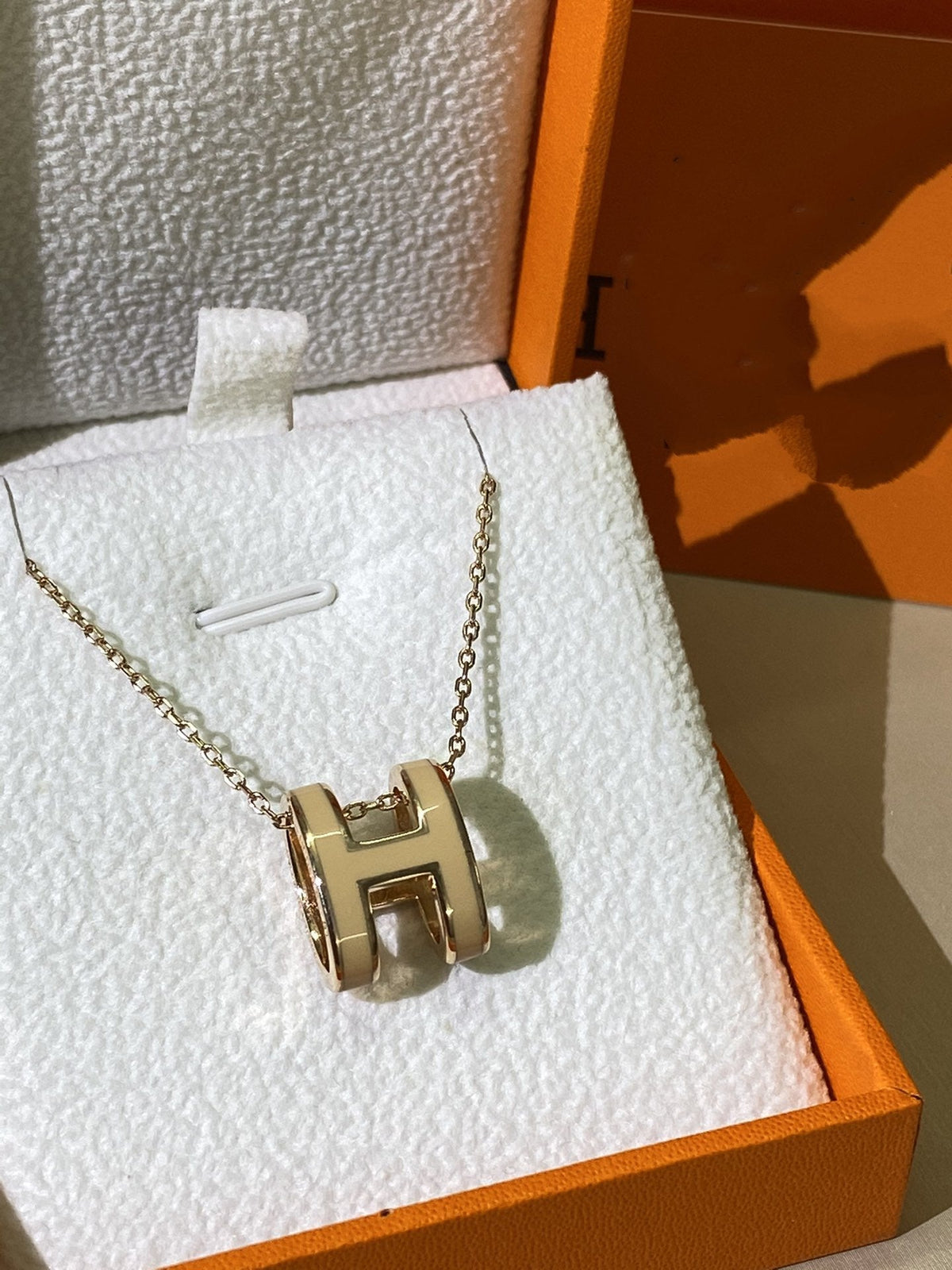 [Super CiCi ]HM CLIC YELLOW ENAMEL GOLD NECKLACE