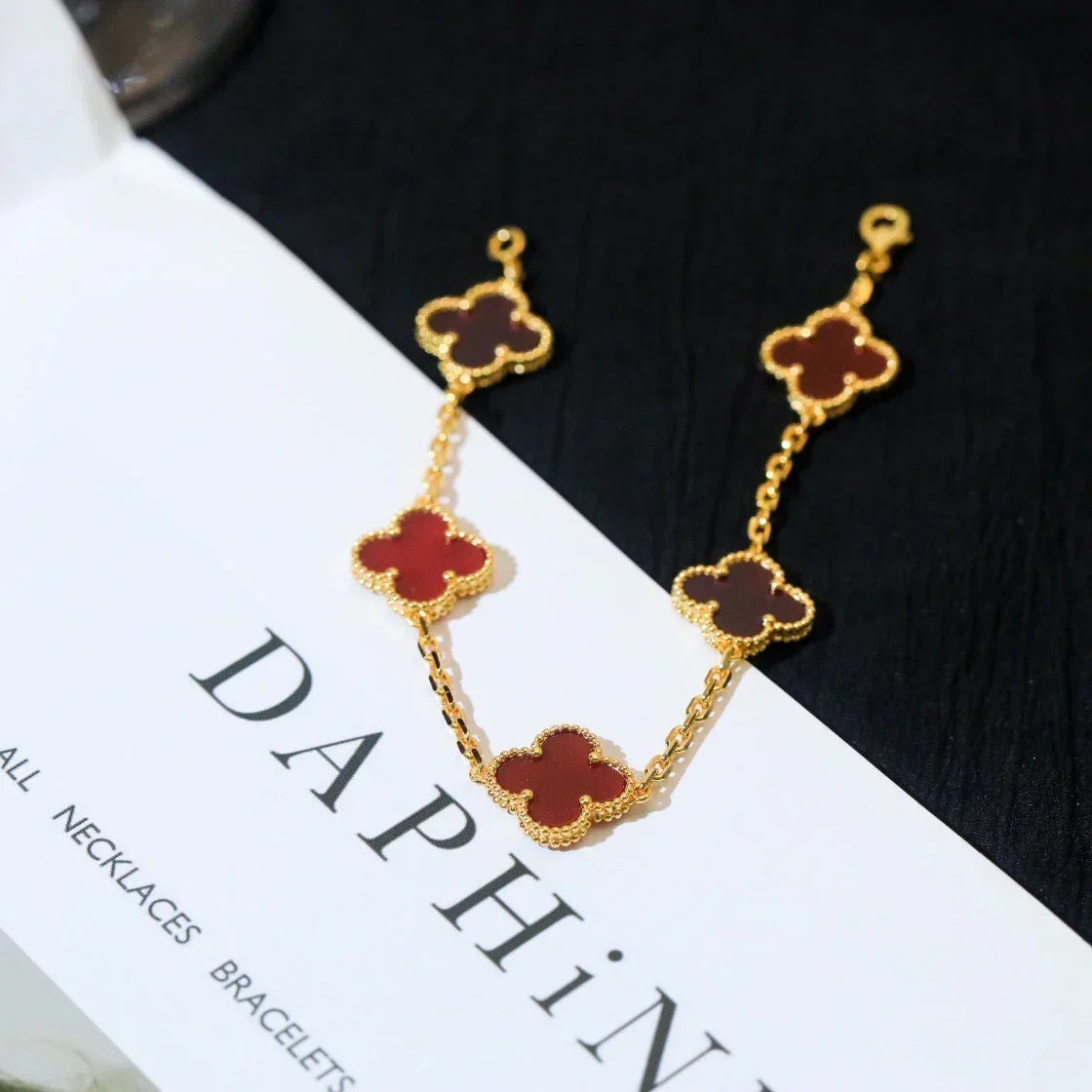 [Super CiCi ] CLOVER 5 MOTIF RED CORNELIAN BRACELET COLLECTION