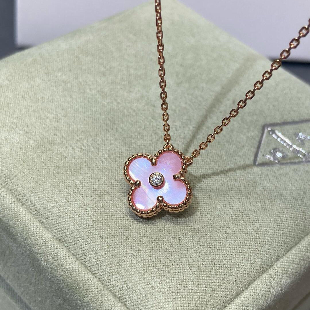 [Super CiCi ]CLOVER 15MM DIAMOND PINK MOP NECKLACE