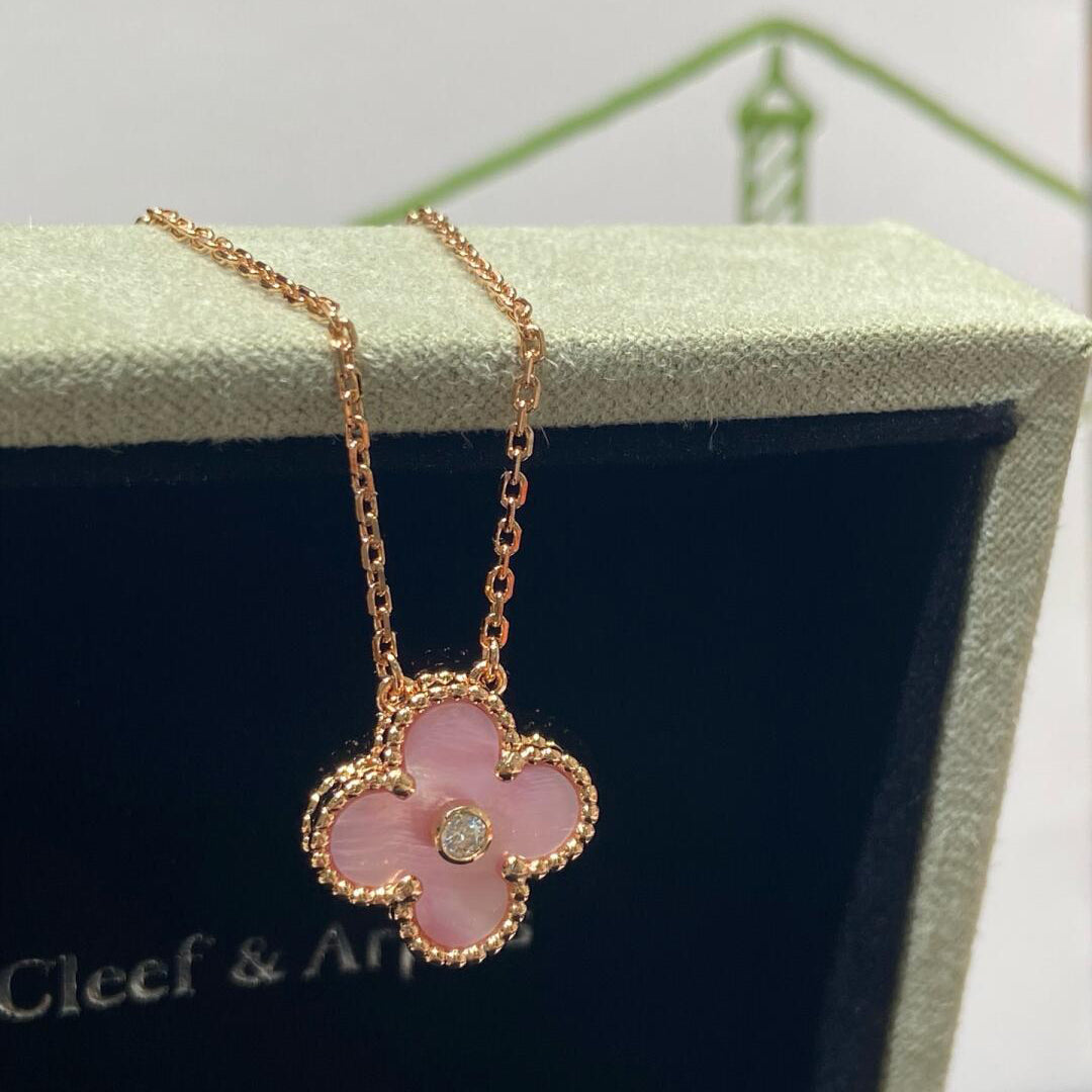 [Super CiCi ]CLOVER 15MM DIAMOND PINK MOP NECKLACE