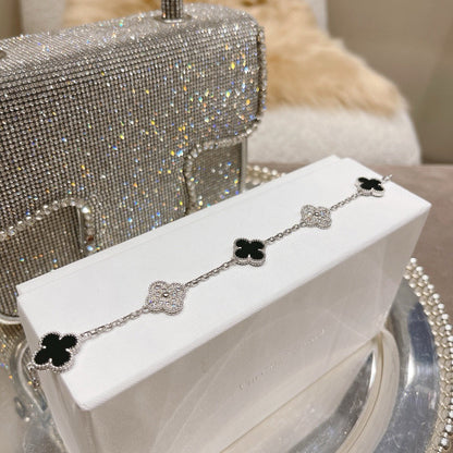 [Super CiCi ] CLOVER 5 MOTIF ONYXS BRACELET COLLECTION