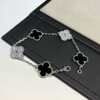 [Super CiCi ] CLOVER 5 MOTIF ONYXS BRACELET COLLECTION