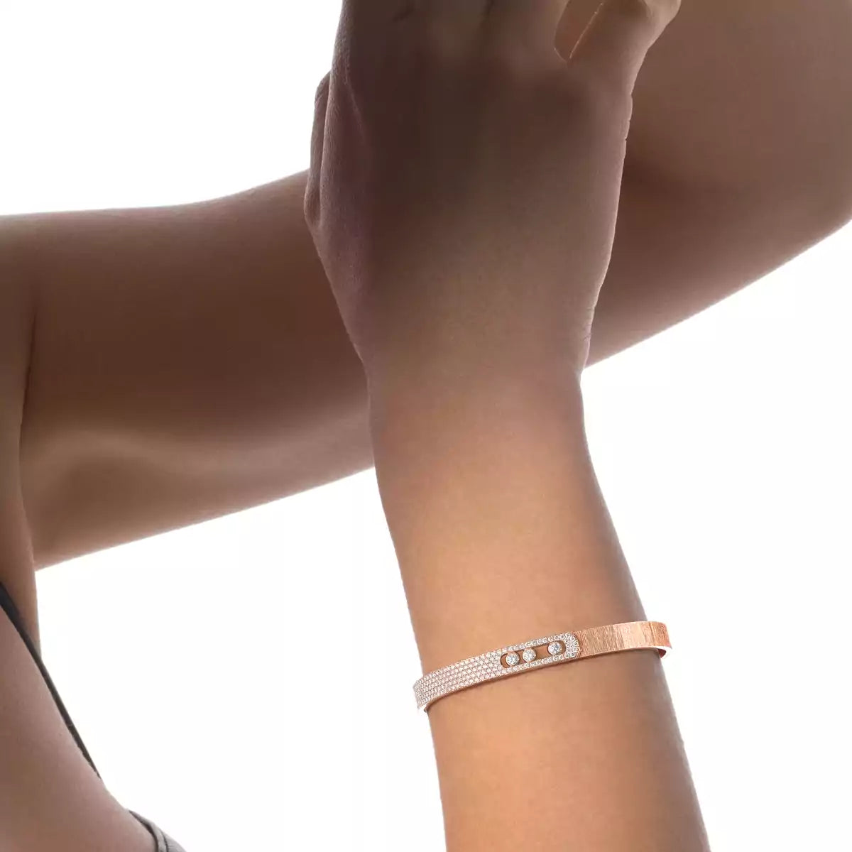 [Super CiCi]Move Noa Cisel¨¦ half pav¨¦ bangle