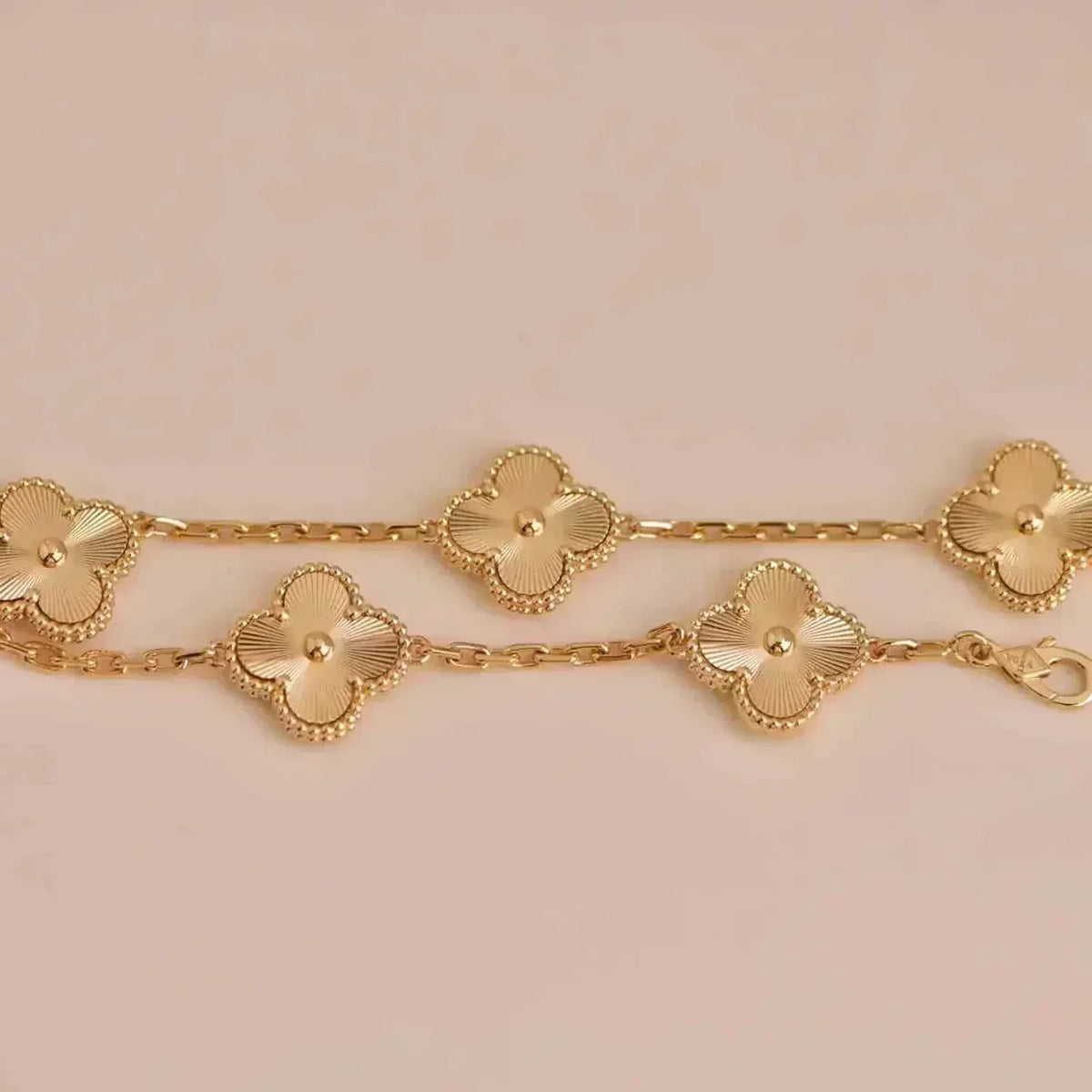 [Super CiCi ] CLOVER 5 MOTIF LASER BRACELET COLLECTION