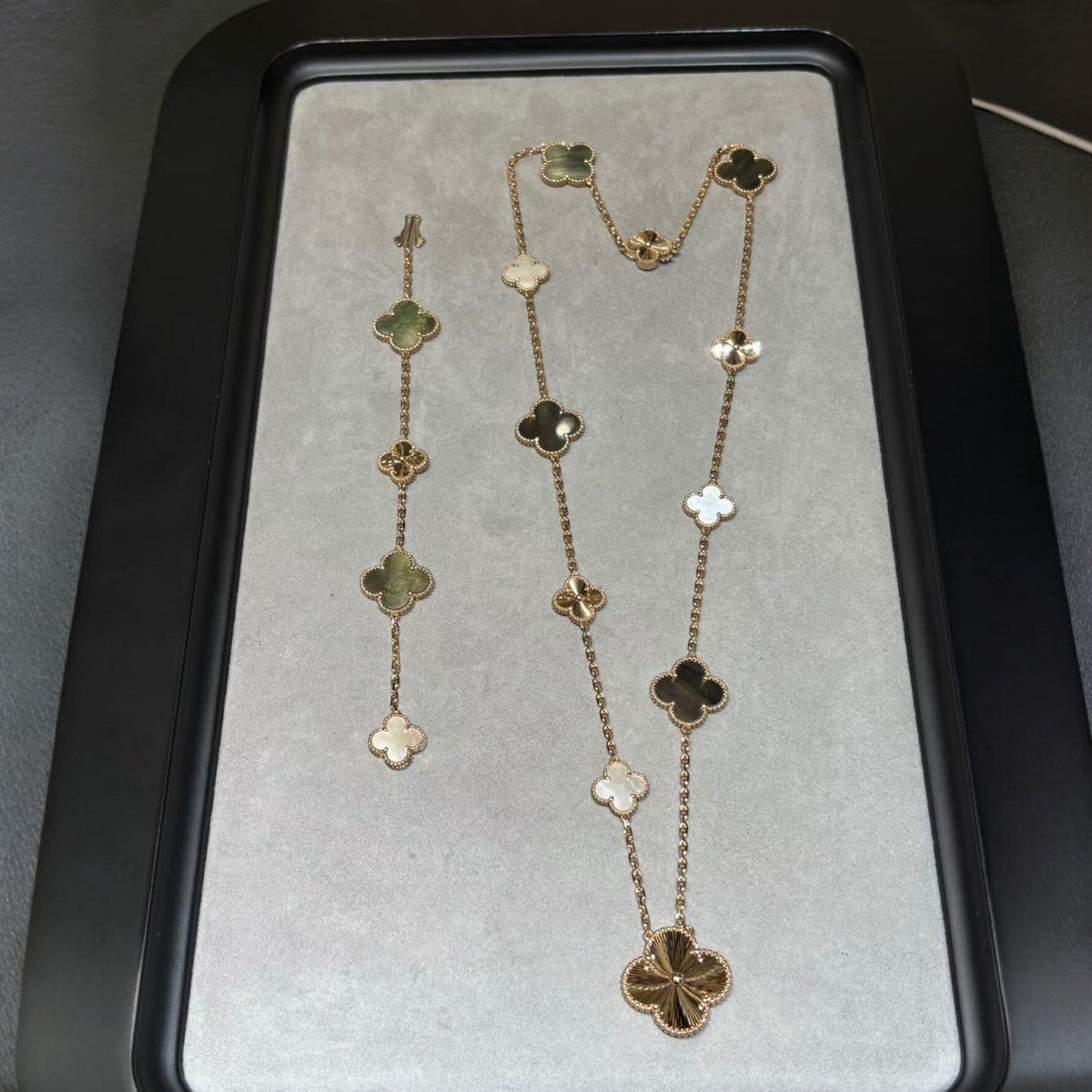 [Super CiCi ]DETACHABLE CLOVER 15(11+4) FLOWER ROSE GOLD NECKLACE SET