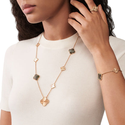 [Super CiCi ]DETACHABLE CLOVER 15(11+4) FLOWER ROSE GOLD NECKLACE SET