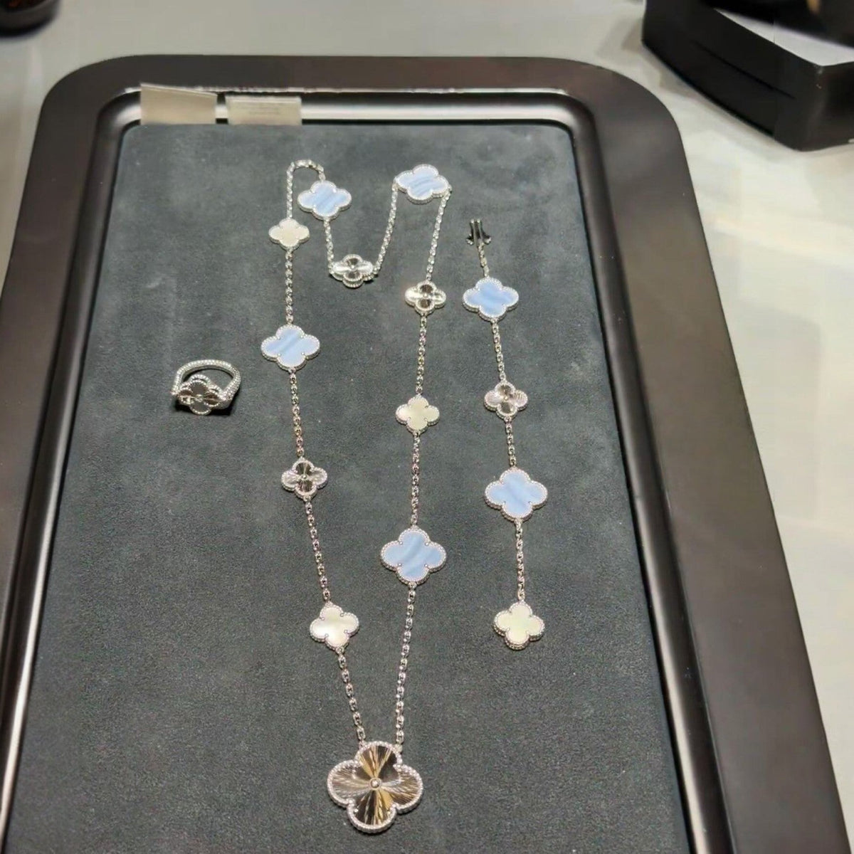 [Super CiCi ]DETACHABLE CLOVER 15(11+4) FLOWER SILVER NECKLACE SET
