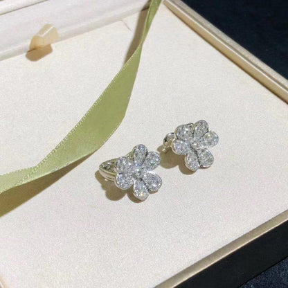 [Super CiCi ]FRIVOLE SILVER FLOWER DIAMOND EARRINGS
