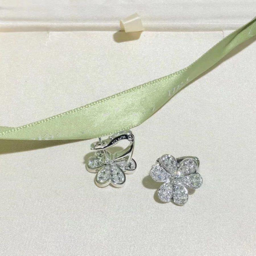 [Super CiCi ]FRIVOLE SILVER FLOWER DIAMOND EARRINGS