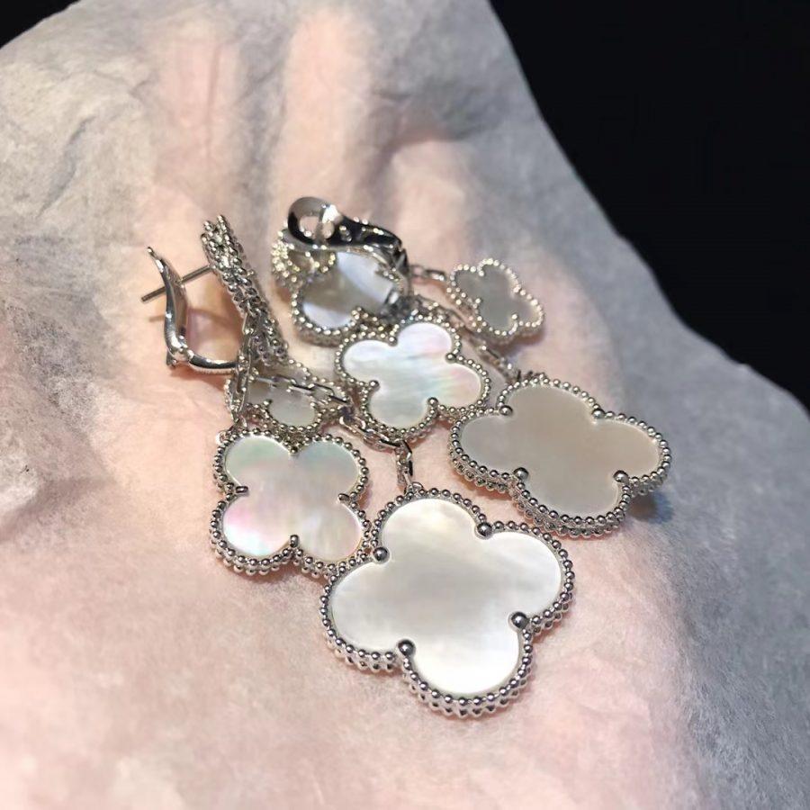 [Super CiCi ]CLOVER EARRINGS WHITE MOP 4 MOTIFS SILVER