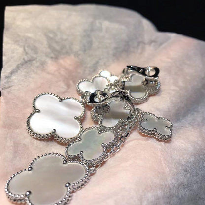 [Super CiCi ]CLOVER EARRINGS WHITE MOP 4 MOTIFS SILVER