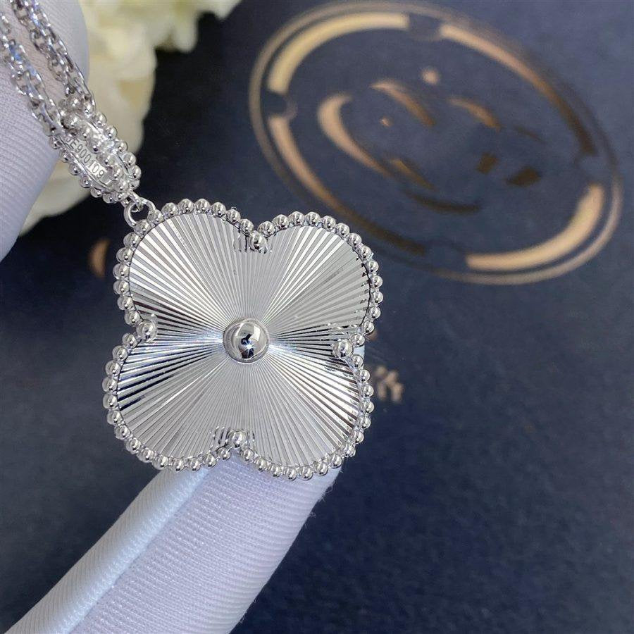 [Super CiCi ]CLOVER 25MM SILVER BIG CLOVER NECKLACE