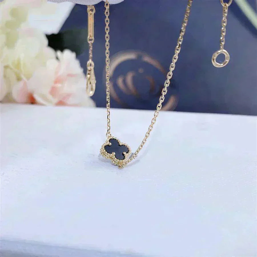 [Super CiCi ]CLOVER ONYX SINGLE FLOWER BRACELET