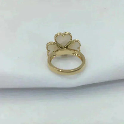 [Super CiCi ]SWEET CLOVER WHITE MOP RING