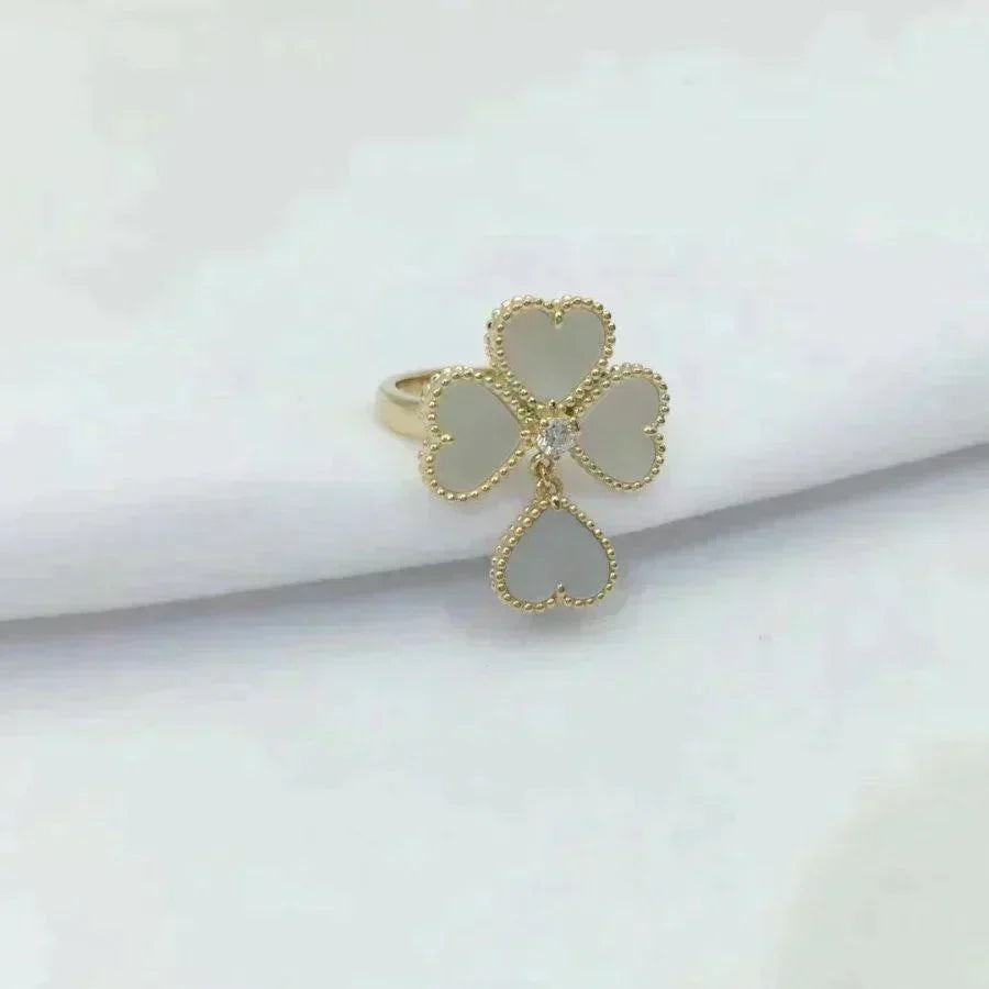 [Super CiCi ]SWEET CLOVER WHITE MOP RING