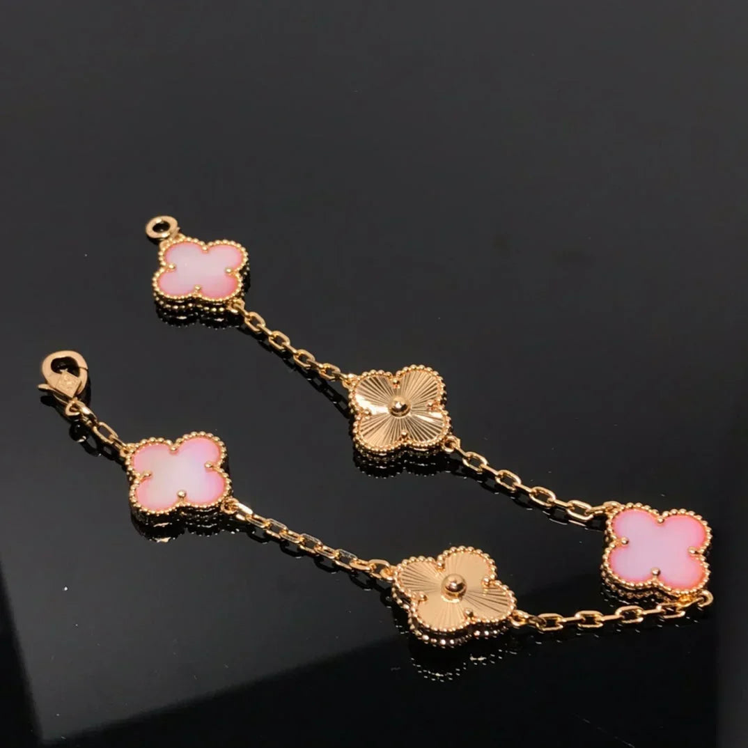 [Super CiCi ] CLOVER 5 MOTIFS  PINK MOP BRACELET COLLECTION