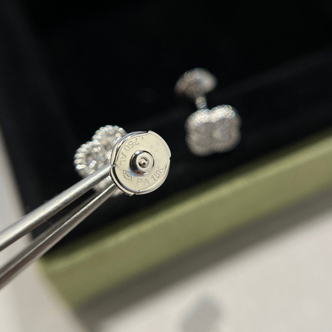 [Super CiCi ]CLOVER MINI DIAMOND STUD EARRINGS